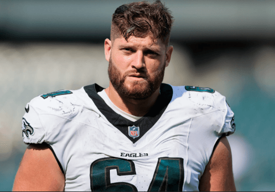 Eagles Depth Star Shockingly Declines Re-Sign, Announces “Temporary” Retirement to Care for Seriously Ill Parents
