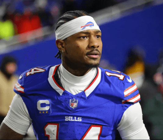 Stefon Diggs and Buffalo Bills Reopen Talks on Potential Reunion