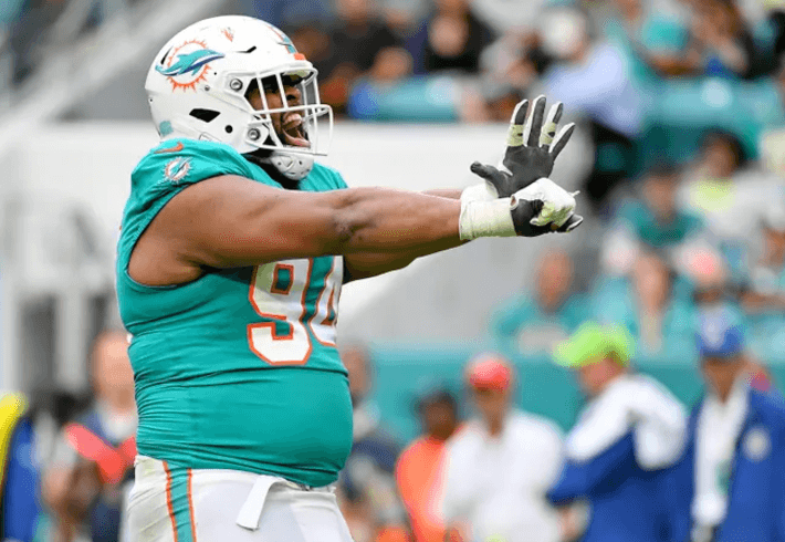 Packers Sign Former Dolphins First-Round Star DT to Veteran Minimum Deal After One Year Away from Football — Medical Evaluation Pending