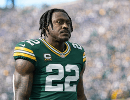 Super Bowl Champion and 3x All-Pro Purchases $3.5 Million Property in Green Bay — Fans Speculate He Has Reached Agreement with the Packers