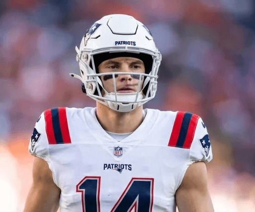 After Being Rejected by Colts Over Contract Disputes, Promising Young WR Shakes the NFL World by Declaring He Wants to Join the New England Patriots — Willing to Do Whatever It Takes to Team Up with Future MVP Drake Maye