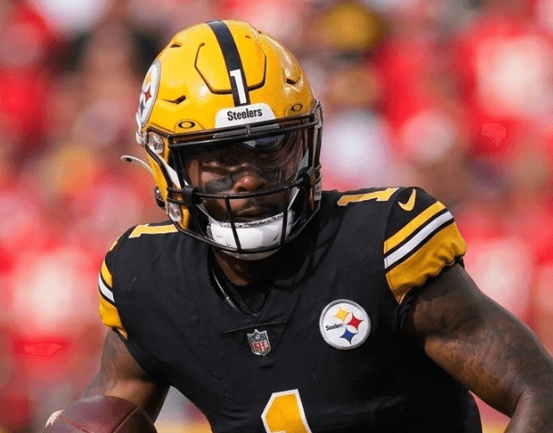 Steelers Aim to Create One of the Most Dangerous Offensive Duos in the AFC After Expressing Strong Interest in Pro Bowl Superstar Stefon Diggs