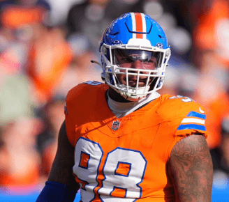 BREAKING: Broncos Star DE Informs Denver He Will Not Return Next Season