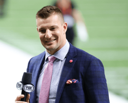 Legend Rob Gronkowski Refuses to Retire No. 87 Permanently - Allows Romeo Doubs to Wear the Iconic Number and Sends an Emotional Message to the New Offensive Star
