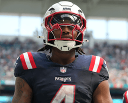 Veteran RB Drafted in the 3rd Round Refuses Invitation to Return to the Patriots, Eyes Buffalo Bills – Fans Speculate It’s a Revenge Move After Serious Injury
