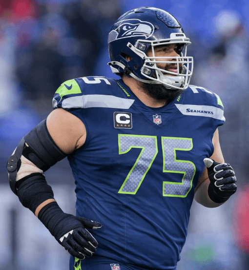 7-Time Pro Bowl Offensive Star Leaves Browns, Joins Seahawks on 4-Year, $120 Million Deal Amid Kenneth Walker III's Uncertain Future