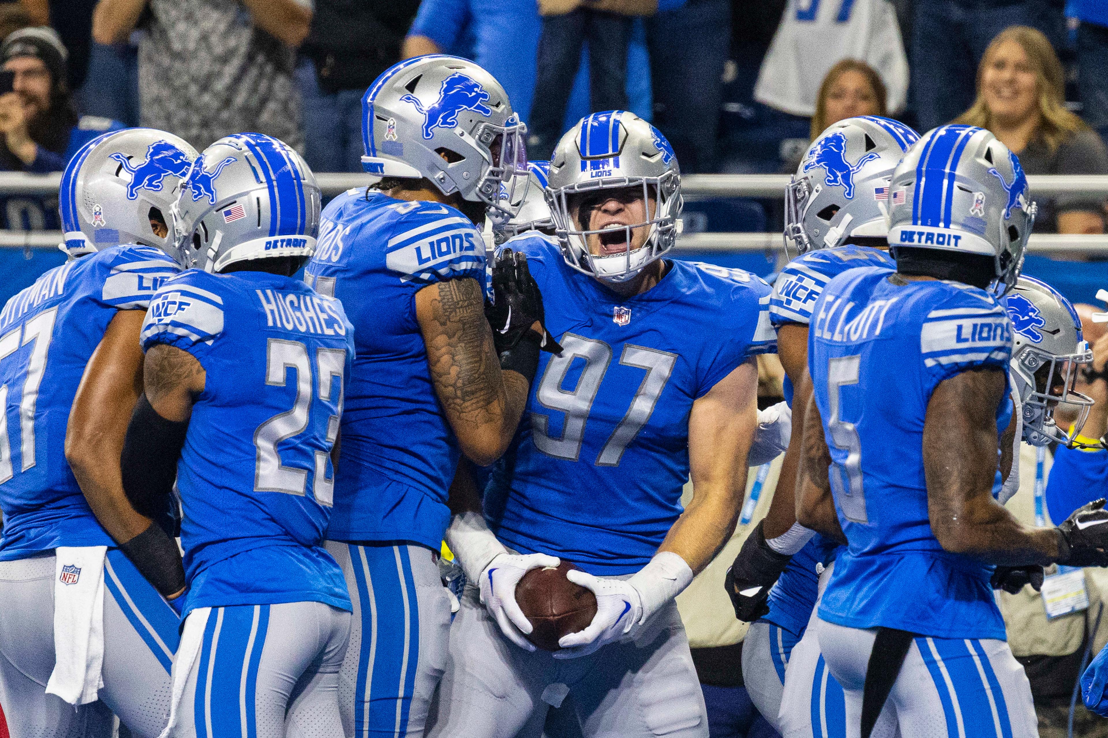 Illness knocks out 3 more Lions players, including Aidan Hutchinson -  mlive.com