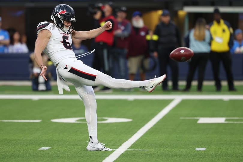 Texans Trade for a Young, Struggling Player to Replace Tommy Townsend, an All-Pro and Two-Time Super Bowl Champion, Simply Because He Fell Out of Favor with an Undisclosed Powerful Figure in the Team